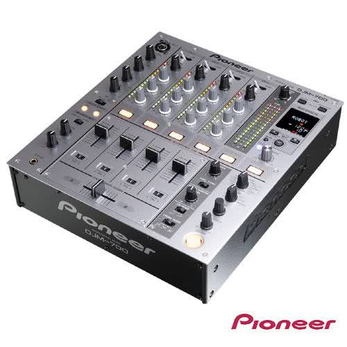 Pioneer DJM-700 S