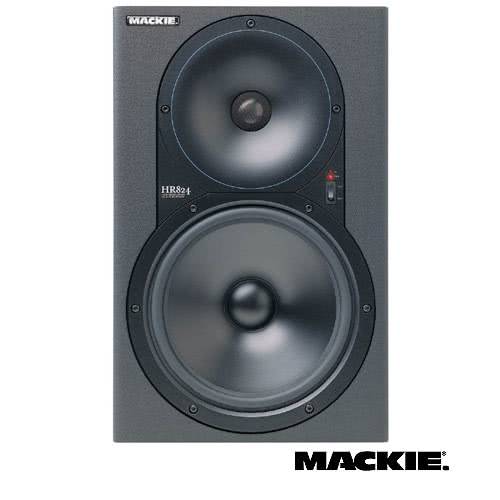 Mackie HR-824_1