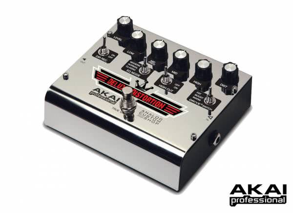 AKAI Professional Effects Pedal Deluxe Distortion_1
